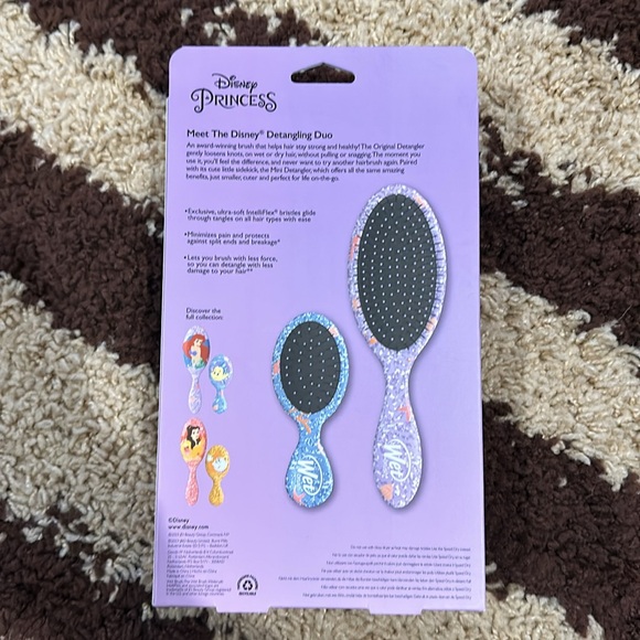 Disney Princess Ariel Wet Brush Set Limited Edition-6 Available - Picture 2 of 4